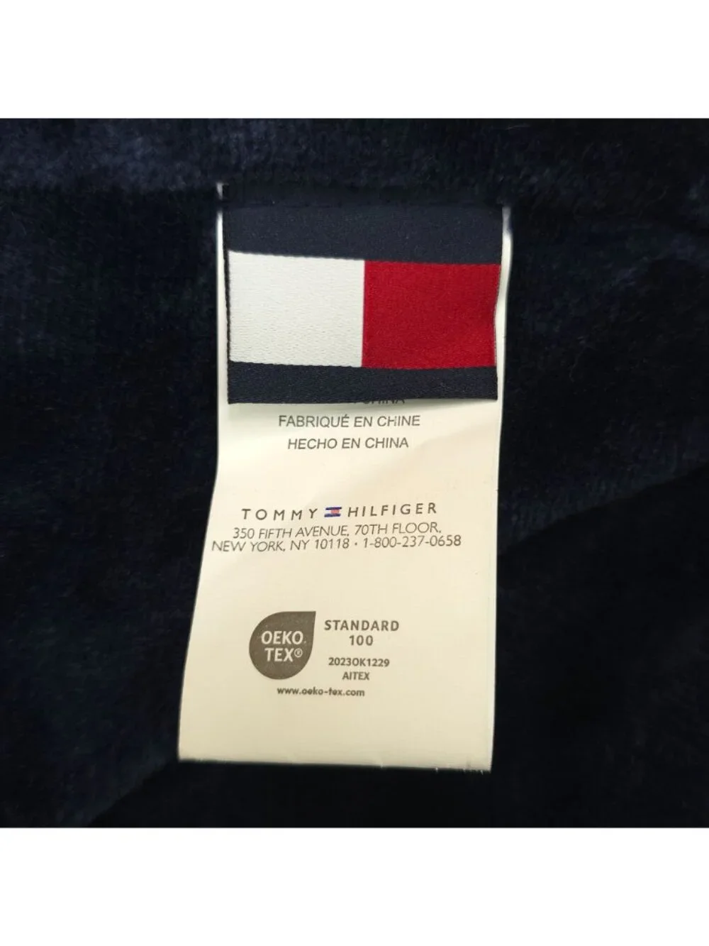 Tommy Hilfiger Reversible Plush Throw Blanket 50x70